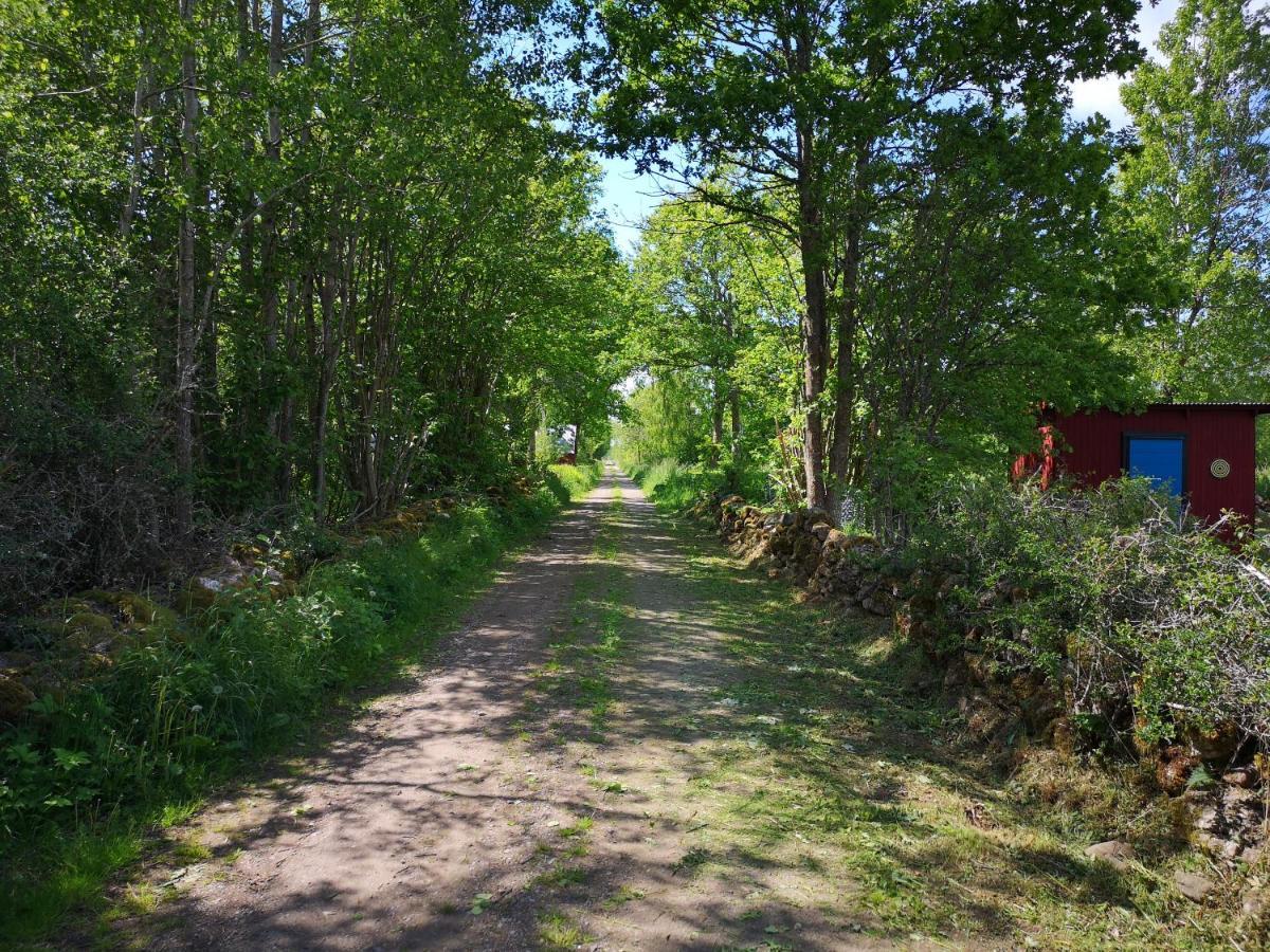 Fridfullt Laege Mitt Pa Oeland Villa Färjestaden Exterior foto