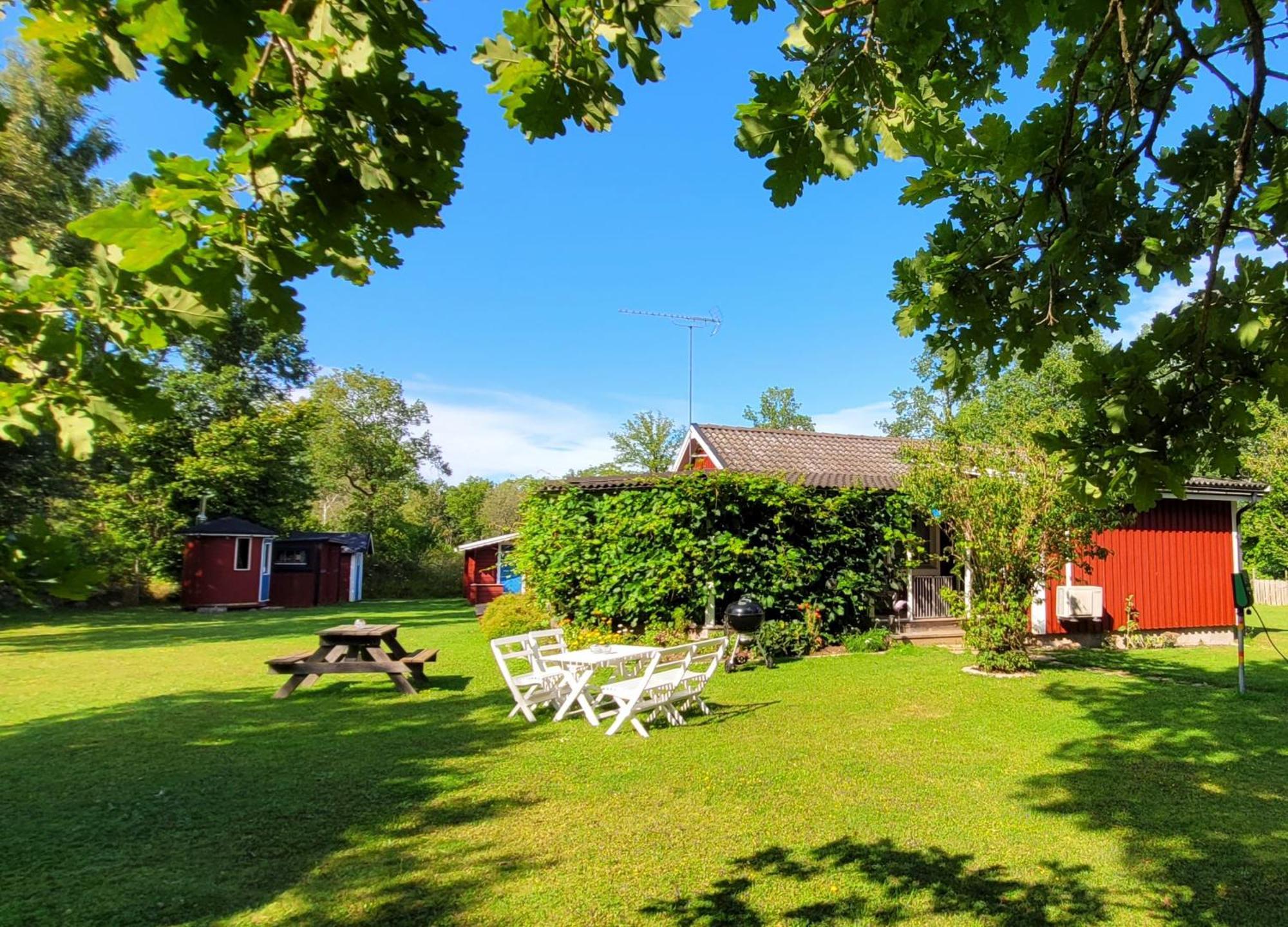 Fridfullt Laege Mitt Pa Oeland Villa Färjestaden Exterior foto